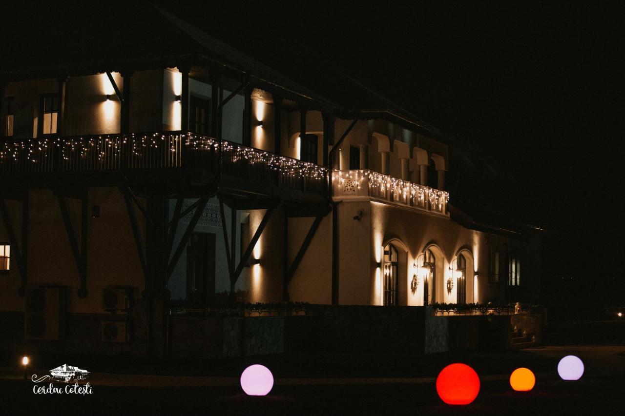 Cerdac Cotesti Golestii de Sus Esterno foto